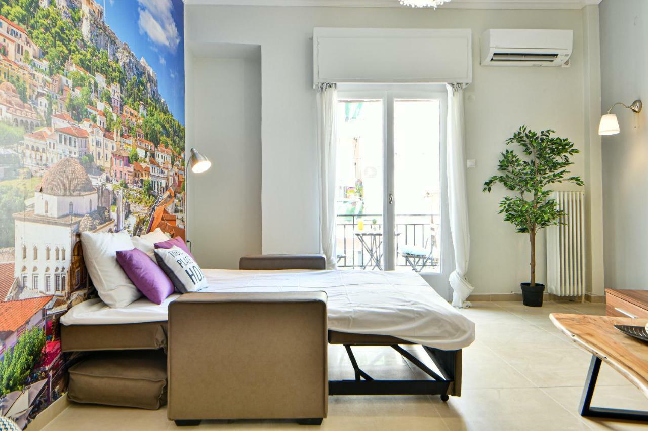 Appartamento Renovated Flat In Athens Perfect Location Esterno foto